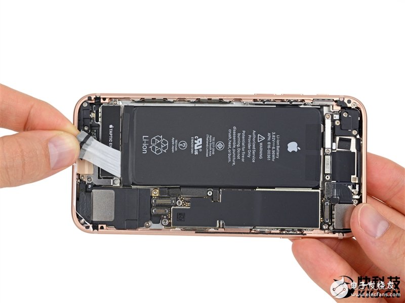 iPhone 8完全拆解：罕見2GB內(nèi)存造就奇跡！